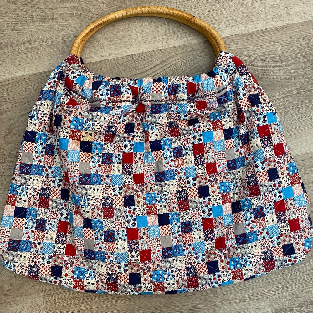 Vintage 70s quilted purse